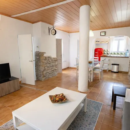 2 Private Abodes In One Magnificent Villa! 빌라