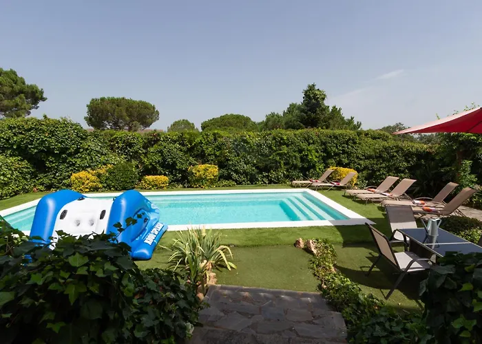 2 Private Abodes In One Magnificent Villa! Massanet De La Selva