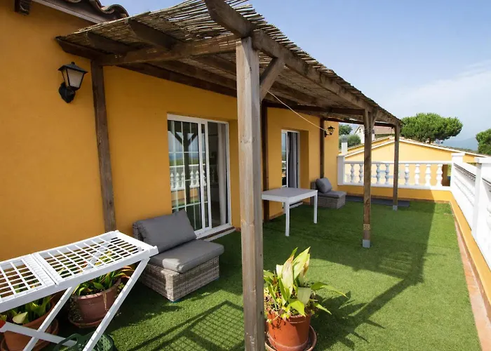2 Private Abodes In One Magnificent Villa! Massanet De La Selva