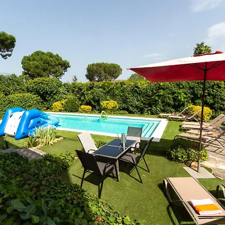 2 Private Abodes In One Magnificent Villa! *