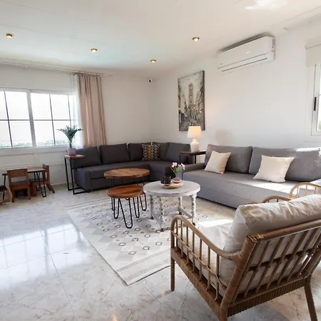 2 Private Abodes In One Magnificent Villa!