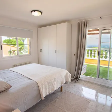 Villa 2 Private Abodes In One Magnificent Villa! *
