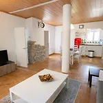 2 Private Abodes In One Magnificent Villa! 빌라