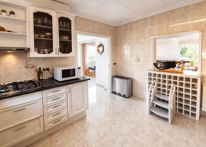2 Private Abodes In One Magnificent Villa! Massanet De La Selva